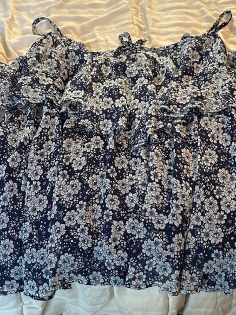 Torrid‎ Floral Navy Blue cold shoulder top